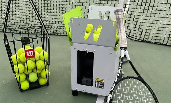 tennis machine